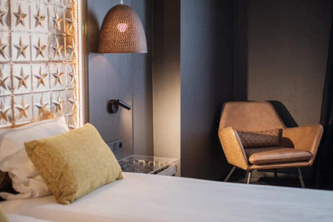 Hotel room Sitting corner bed