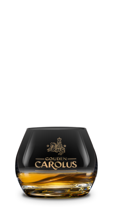 Packshot glass whisky dark
